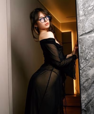 Navi Mumbai aged housewife Call Girl